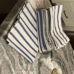 Pottery Barn - Cream and blue striped Napkins